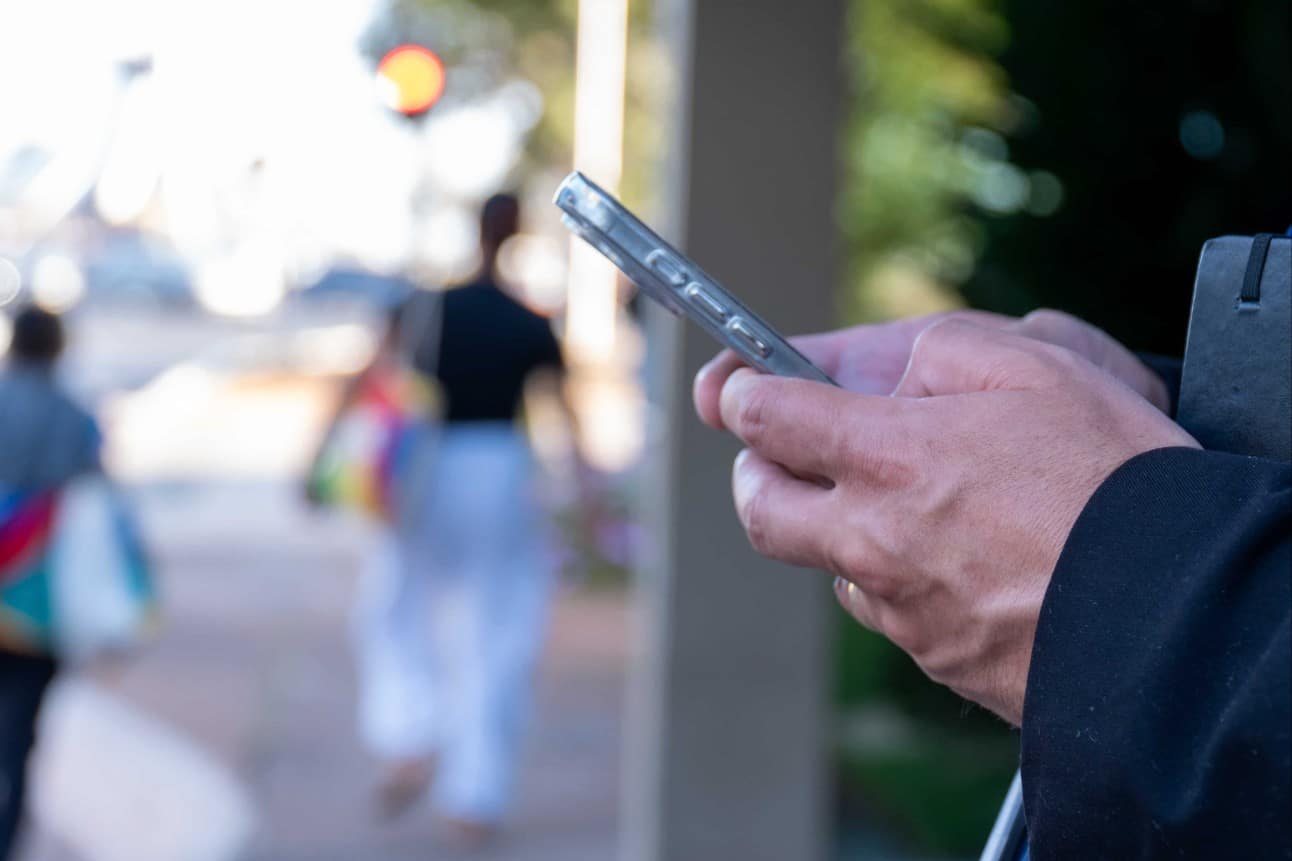 SESI e SENAI lançam cartilhas para conscientizar sobre os riscos das Bets